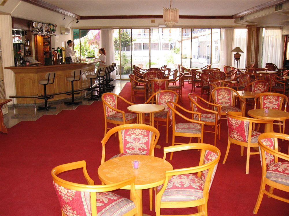 לימסול Arsinoe Beach Hotel מראה חיצוני תמונה